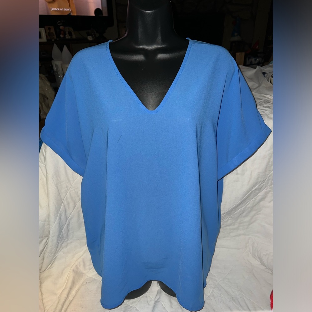 Japna V-Neck Blouse